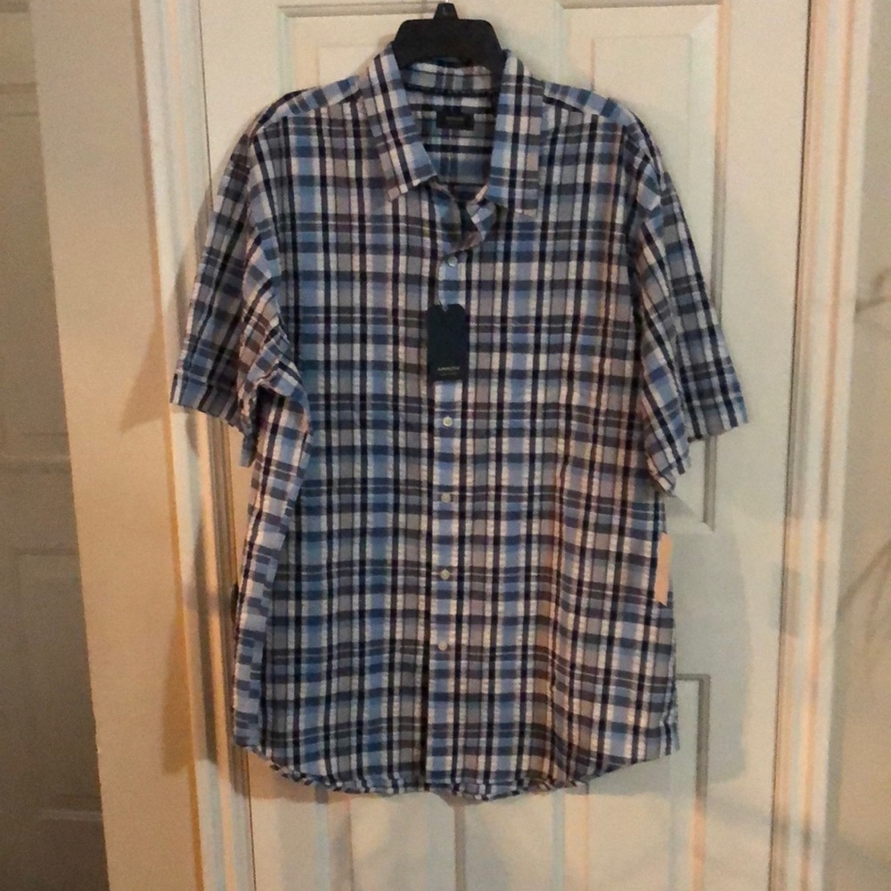 Collar button up shirt